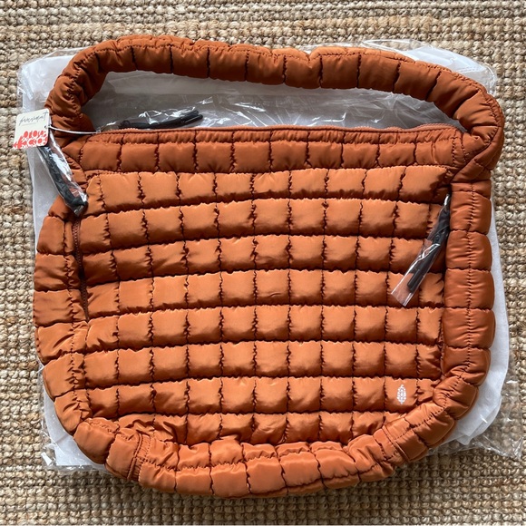 NEW Free People Movement Quilted Carryall In Roasted Chest - Picture 13 of 15